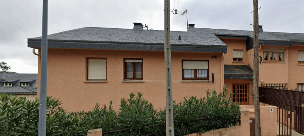 Fachada SATE rehabilitada por Grupo EBZ en la Comunidad de Madrid